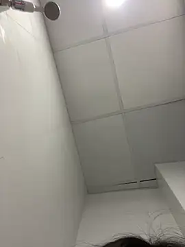 Snapshot of Louis_Baby chatting on 02.28.25 Louis Baby online show from 02.28.25