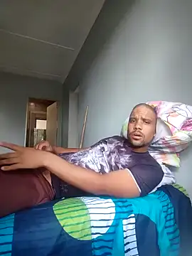 Snapshot of Tigermanboy chatting on 12.13.24 Tigermanboy online show from 12.13.24