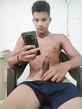 Snapshot of Gutierrez6383 chatting on 09.16.25 Gutierrez6383 online show from 09.16.25