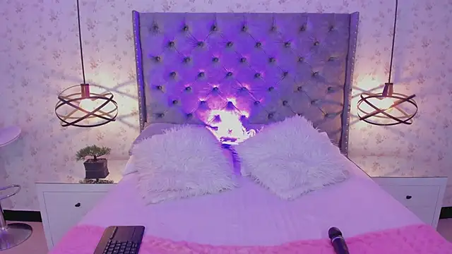 MiaWinx online show from 01.06.25