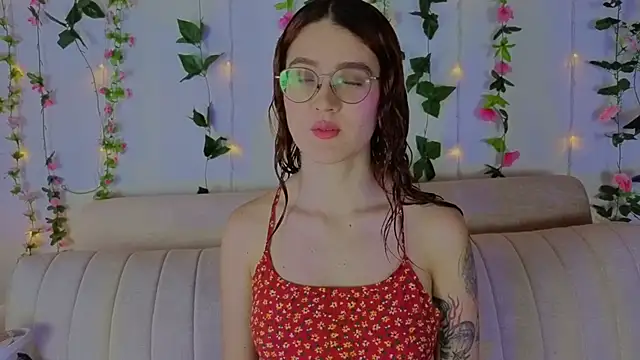 MiaWinx online show from 11.20.25