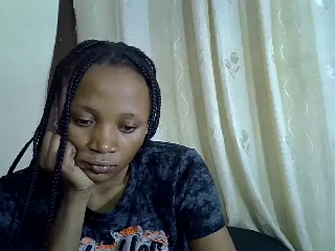 SpicyPetite online show from 02.26.25