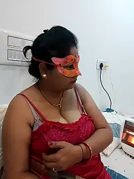 Snapshot of BBW_HOT_COUPLE chatting on 12.26.24 BBW HOT COUPLE online show from 12.26.24