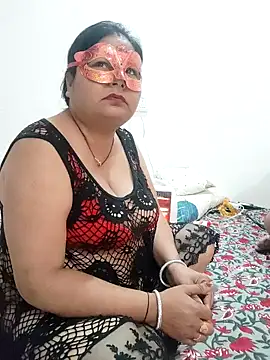 Snapshot of BBW_HOT_COUPLE chatting on 01.21.25 BBW HOT COUPLE online show from 01.21.25