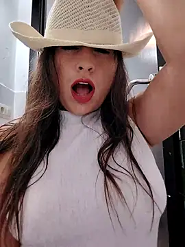 GatitaXD27 online show from 09.13.25