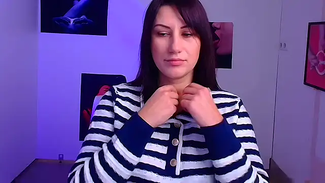 Snapshot of Loren_Moa chatting on 01.28.25 Loren Moa online show from 01.28.25