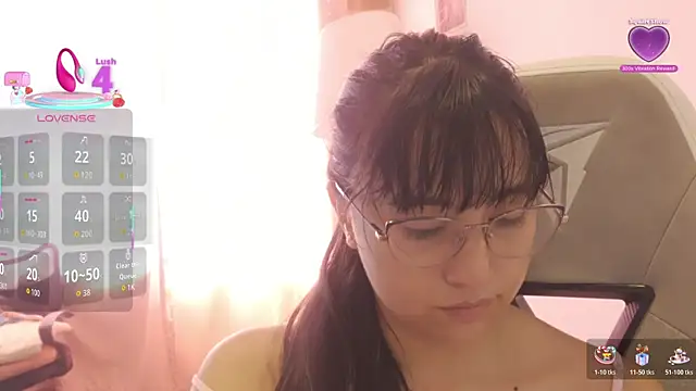 Snapshot of emitaa17228o chatting on 06.25.26 emitaa17228o online show from 06.25.26