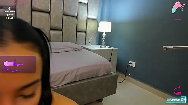 AniEvans  online show from 03.26.26