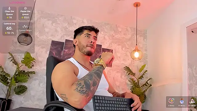Snapshot of Nate_franco chatting on 07.19.26 Nate franco online show from 07.19.26