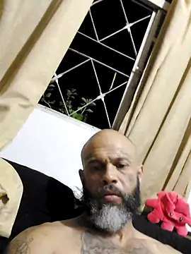 Snapshot of 1245mask chatting on 04.15.26 1245mask online show from 04.15.26