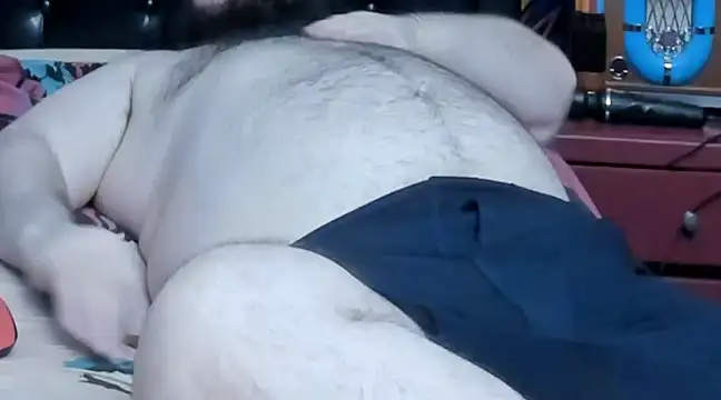 Snapshot of Dominant_BEAR chatting on 03.18.25 Dominant BEAR online show from 03.18.25