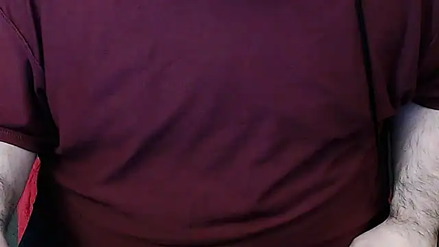 Snapshot of Dominant_BEAR chatting on 11.06.25 Dominant BEAR online show from 11.06.25