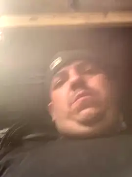 valleyoneofakind online show from 10.12.25