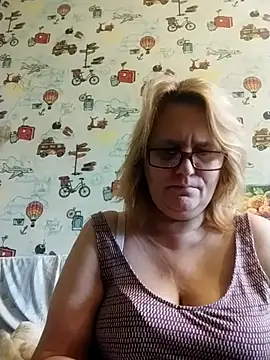 Forest-Lady online show from 10.31.25