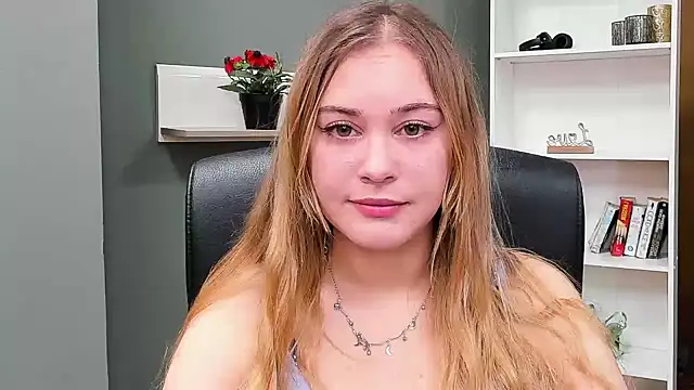 kitty valeria online show from 03.23.25