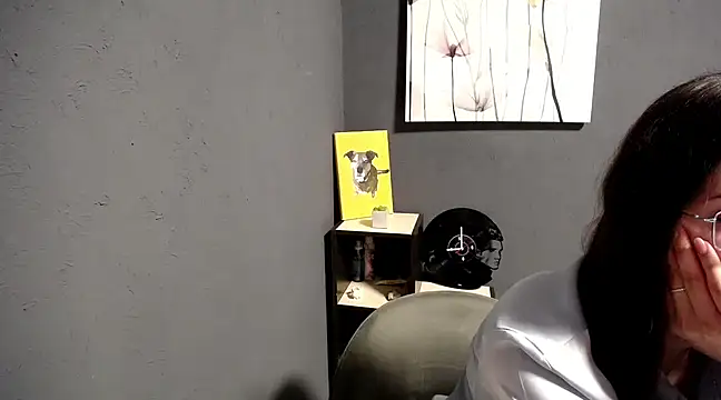 lady olivia  online show from 02.28.25