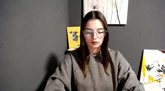 lady olivia  online show from 03.04.25