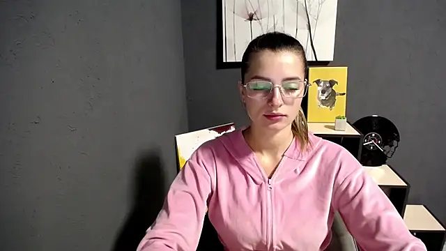 lady olivia  online show from 09.16.25