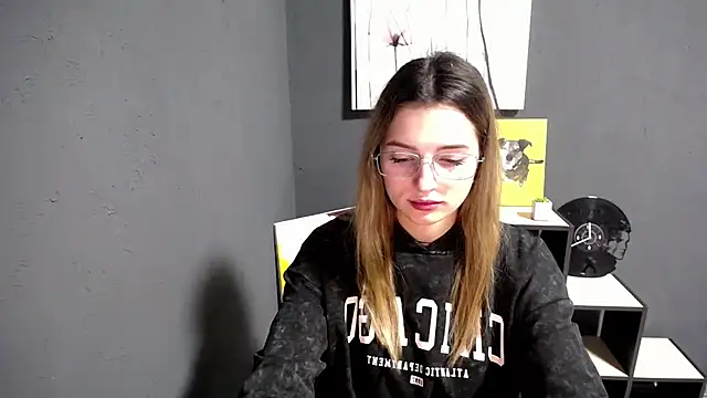 lady olivia  online show from 11.13.25