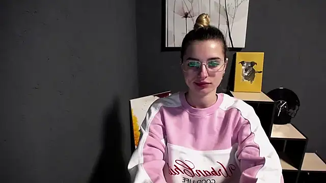 lady olivia  online show from 04.11.26