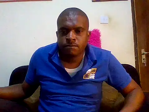 Snapshot of lui_cuuty chatting on 09.18.25 lui cuuty online show from 09.18.25