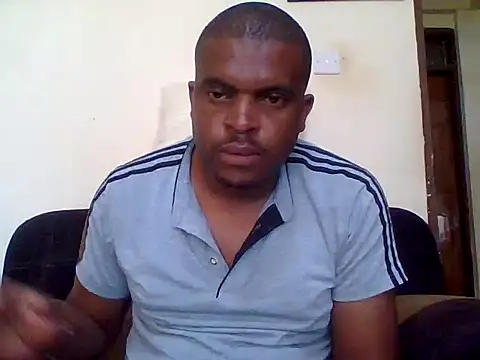 Snapshot of lui_cuuty chatting on 09.29.25 lui cuuty online show from 09.29.25