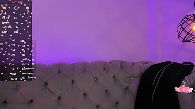 Snapshot of Victoria_Adams14 chatting on 02.08.25 Victoria Adams14 online show from 02.08.25