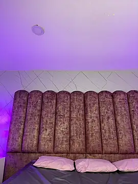 Snapshot of Victoria_Adams14 chatting on 01.10.26 Victoria Adams14 online show from 01.10.26