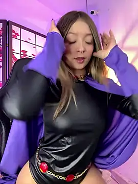 Snapshot of Victoria_Adams14 chatting on 01.14.26 Victoria Adams14 online show from 01.14.26