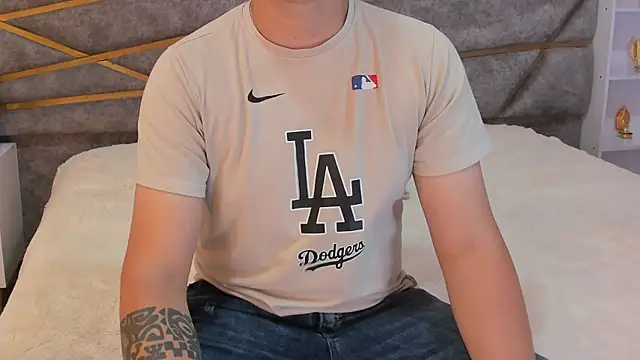 Snapshot of kataleyandliam chatting on 09.14.25 kataleyandliam online show from 09.14.25