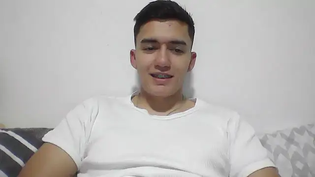 Snapshot of Estebitan_vm chatting on 11.13.25 Estebitan vm online show from 11.13.25