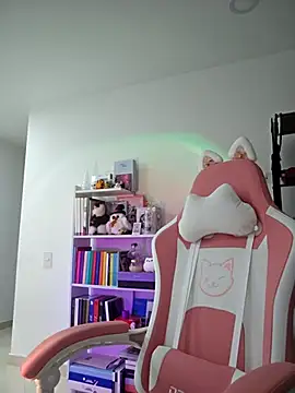 azumiichan online show from 02.06.25