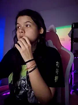 azumiichan online show from 03.08.25