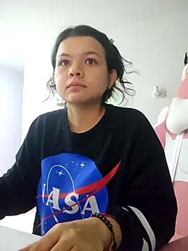 azumiichan online show from 03.20.25