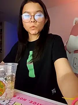 azumiichan online show from 11.26.25