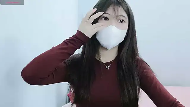 tanhxiu online show from 12.19.24