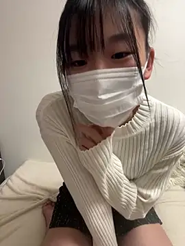 Snapshot of -Rinka- chatting on 01.26.25 -Rinka- online show from 01.26.25
