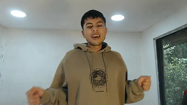 danielitopapuu online show from 10.10.25