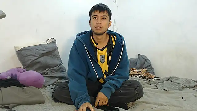 danielitopapuu online show from 10.15.25