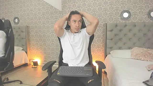 Bryson Collins  online show from 01.14.25