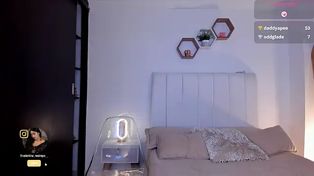 Madison evans1 online show from 09.13.25