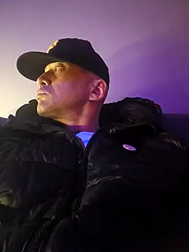 McdyllanXX online show from 03.18.25