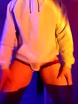 McdyllanXX online show from 04.15.26