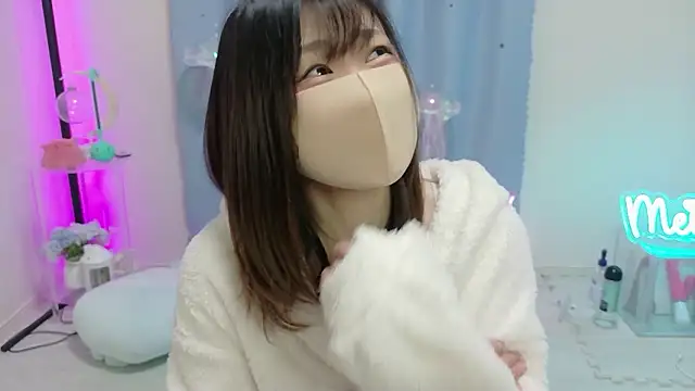 Snapshot of MEI--55 chatting on 02.18.26 MEI--55 online show from 02.18.26