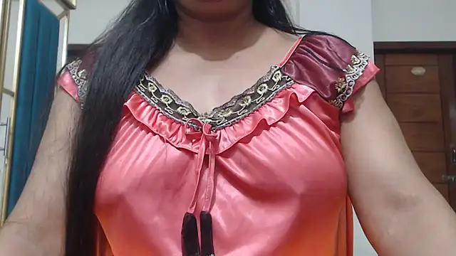 Snapshot of desi-maisa130 chatting on 05.02.26 desi-maisa130 online show from 05.02.26