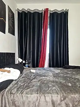 millaferrazzo online show from 04.02.26