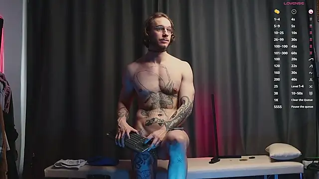 pleasure8869 online show from 02.25.25