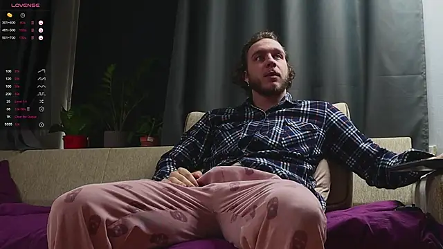 pleasure8869 online show from 09.16.25