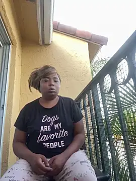 JCCaramelbarbie1 online show from 12.18.25