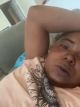 JCCaramelbarbie1 online show from 02.28.26